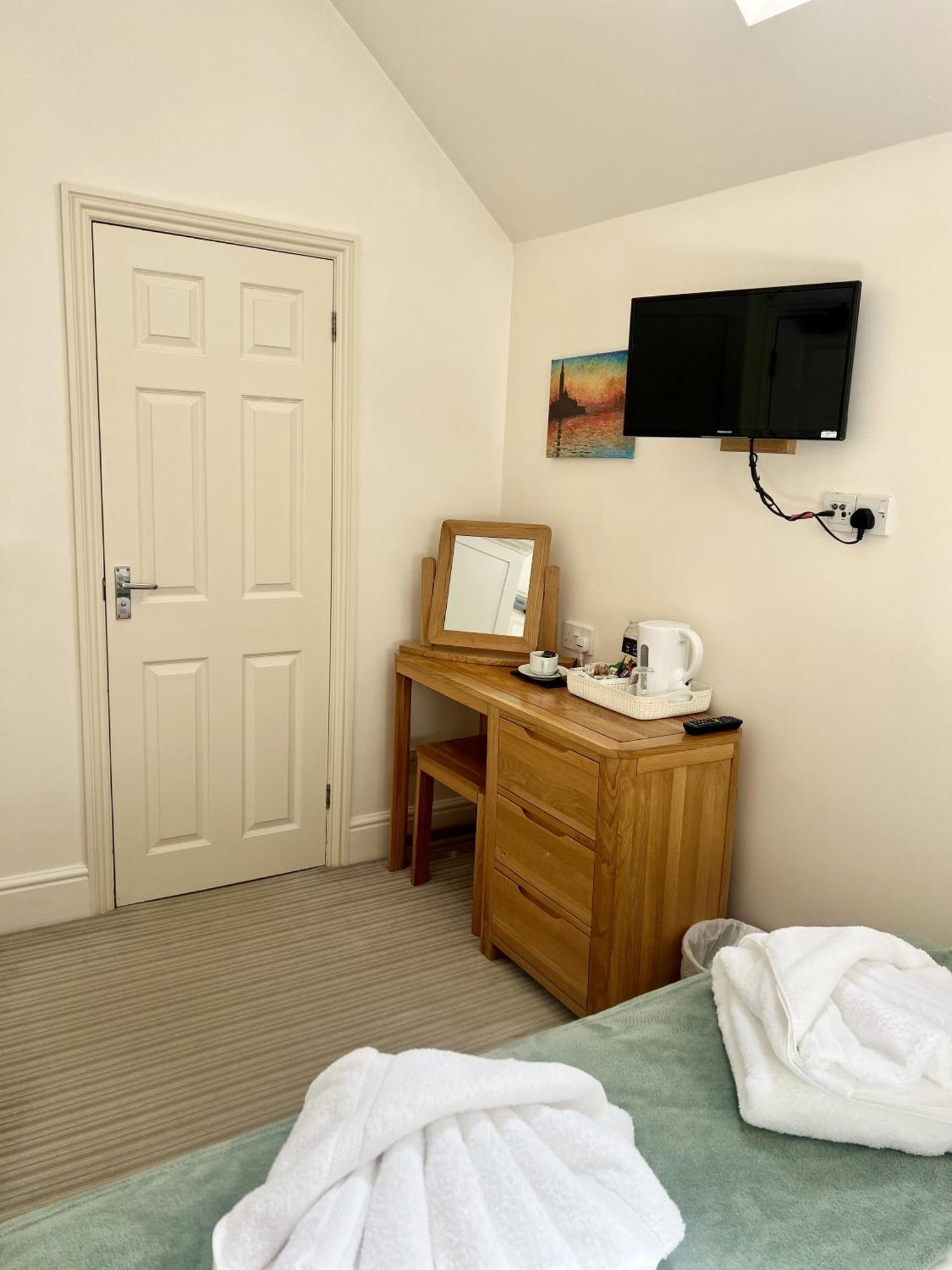ホテル The Parson Woodforde Weston Longville 部屋 写真